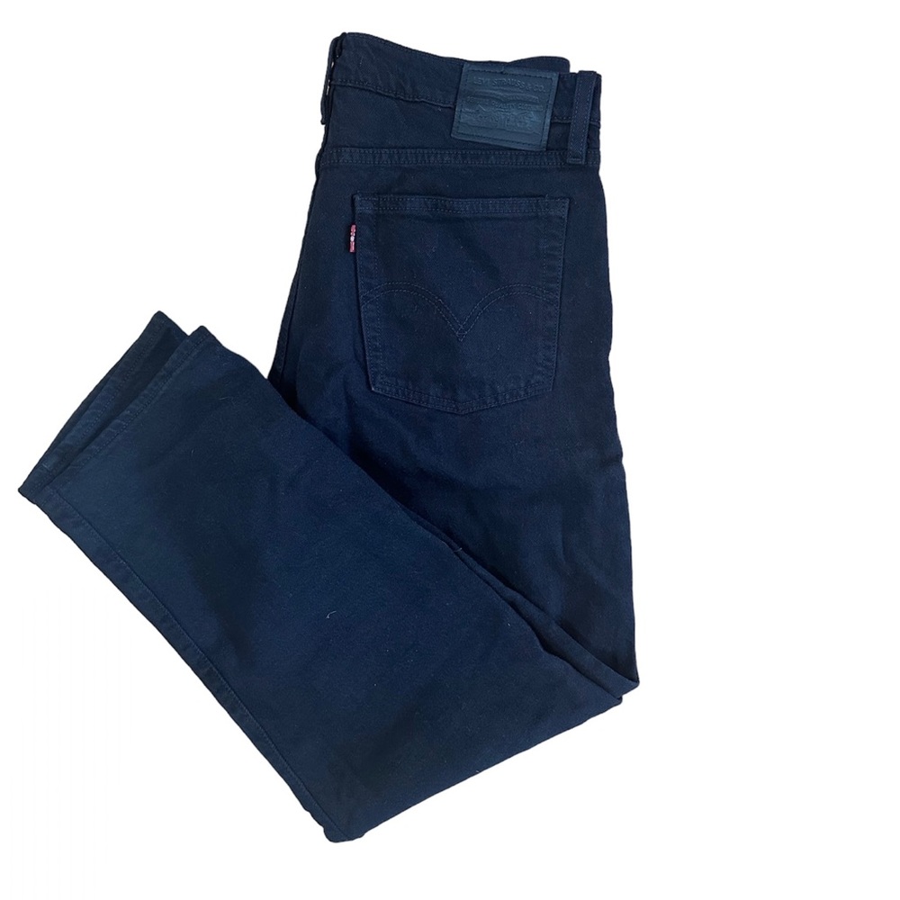 Black Levi’s Wedgie Straight Jeans